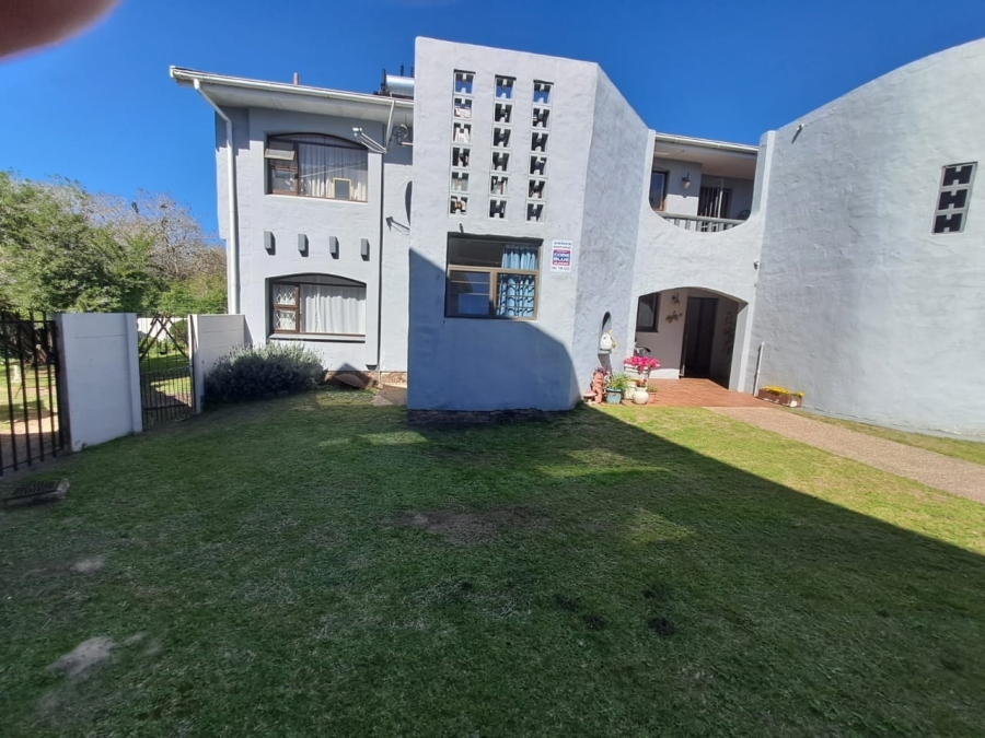 3 Bedroom Property for Sale in Beacon Bay Eastern Cape